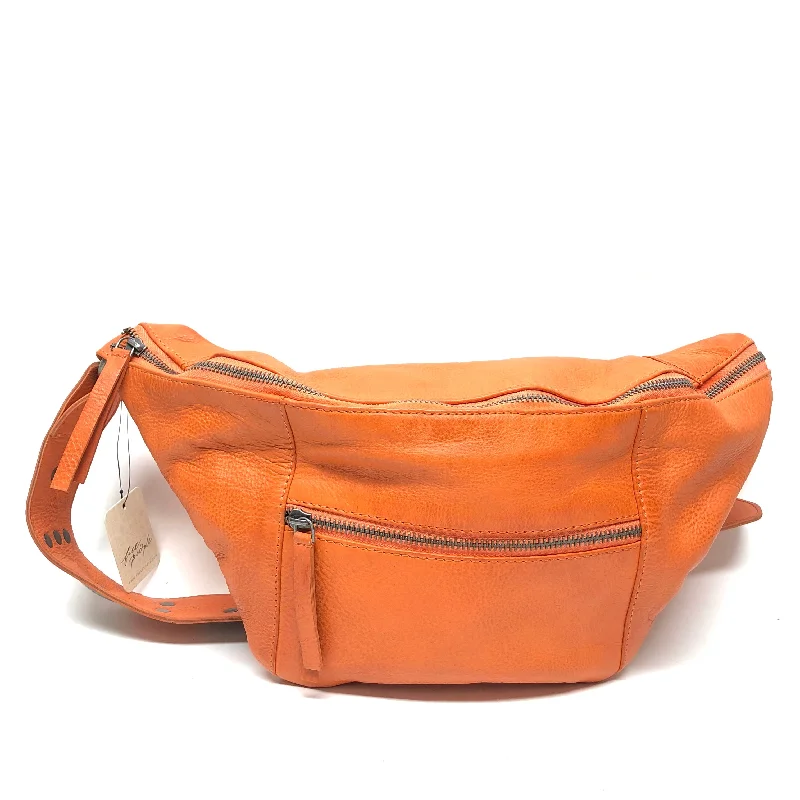 Belt Bag Leather By Free People, Size: Medium