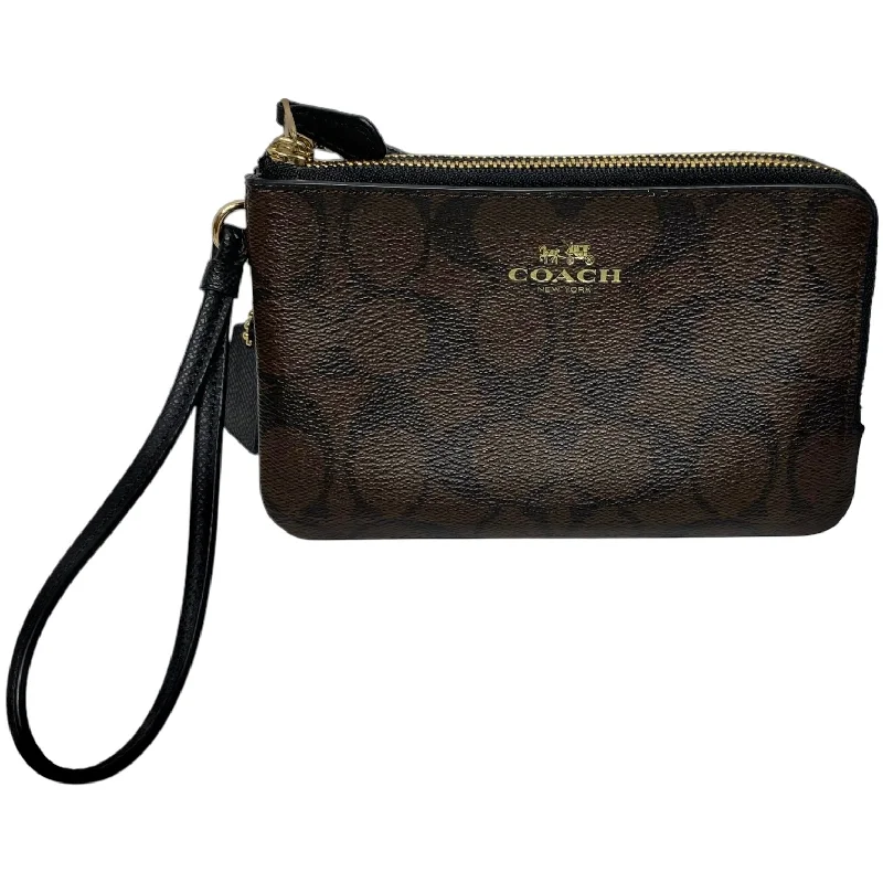 Wristlet Designer By Coach, Size: Small