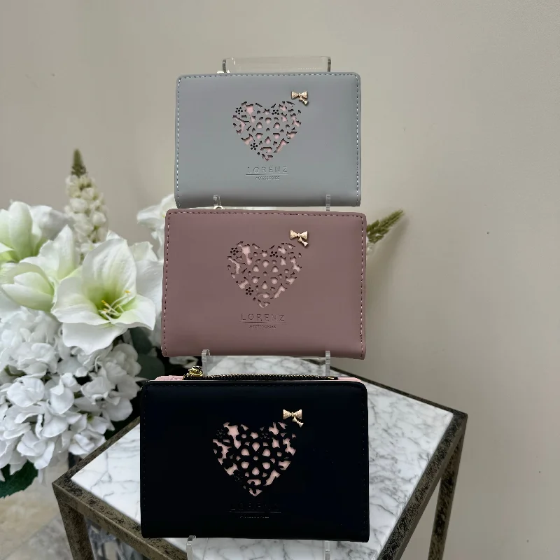 GHS 7234 Laser Cut Heart Front Purse