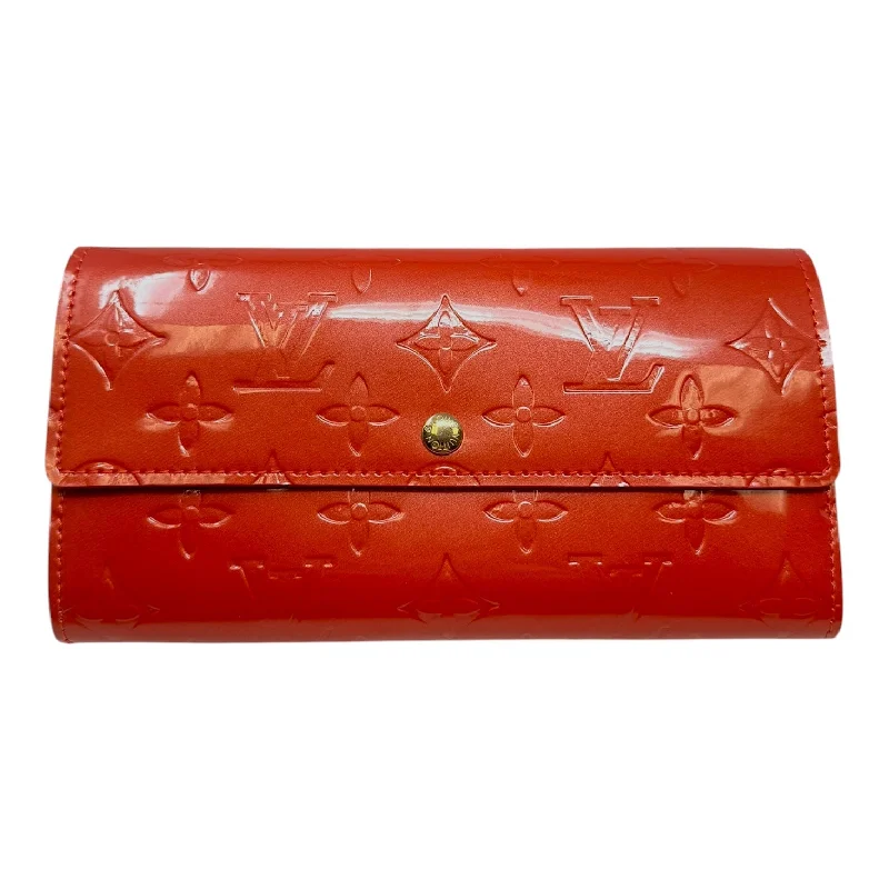 Sarah Vernis Embossed Patent Leather Wallet in Rouge Luxury Designer By Louis Vuitton, Size: Large