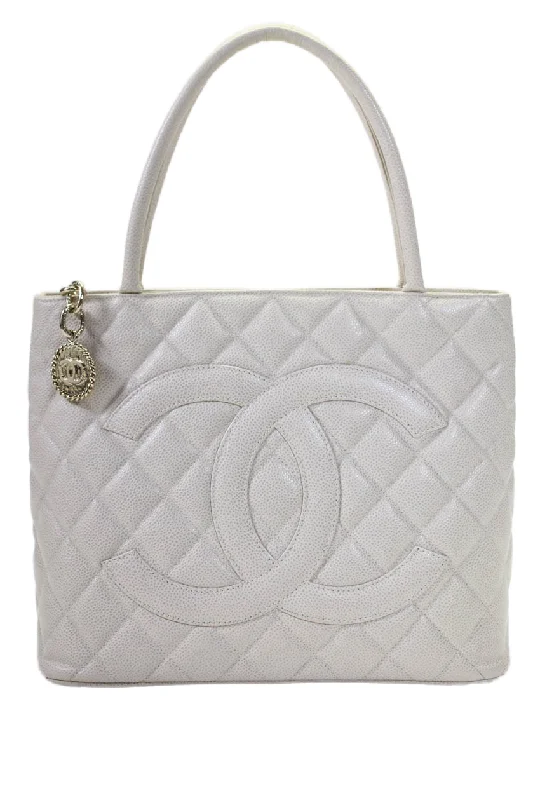 Chanel Womens White Leather Quilted Medallion Tote Bag Handbag